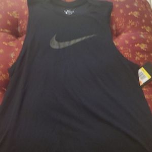 Size small ladies NIKE Muscle tank NWT